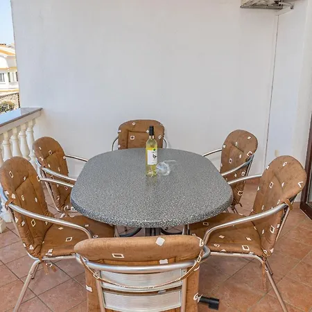 Lacic Апартаменты